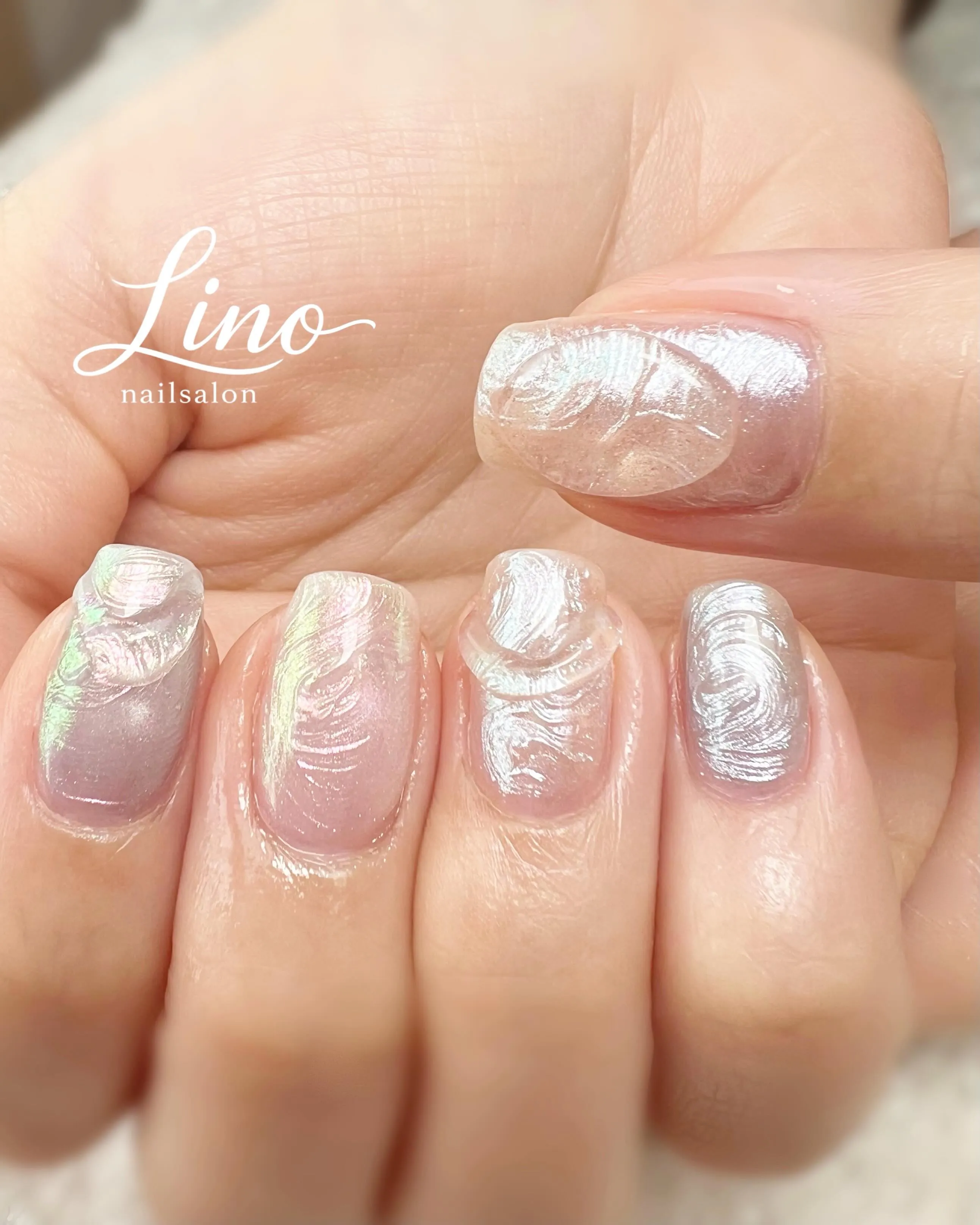 大人可愛いニュアンスネイル♡