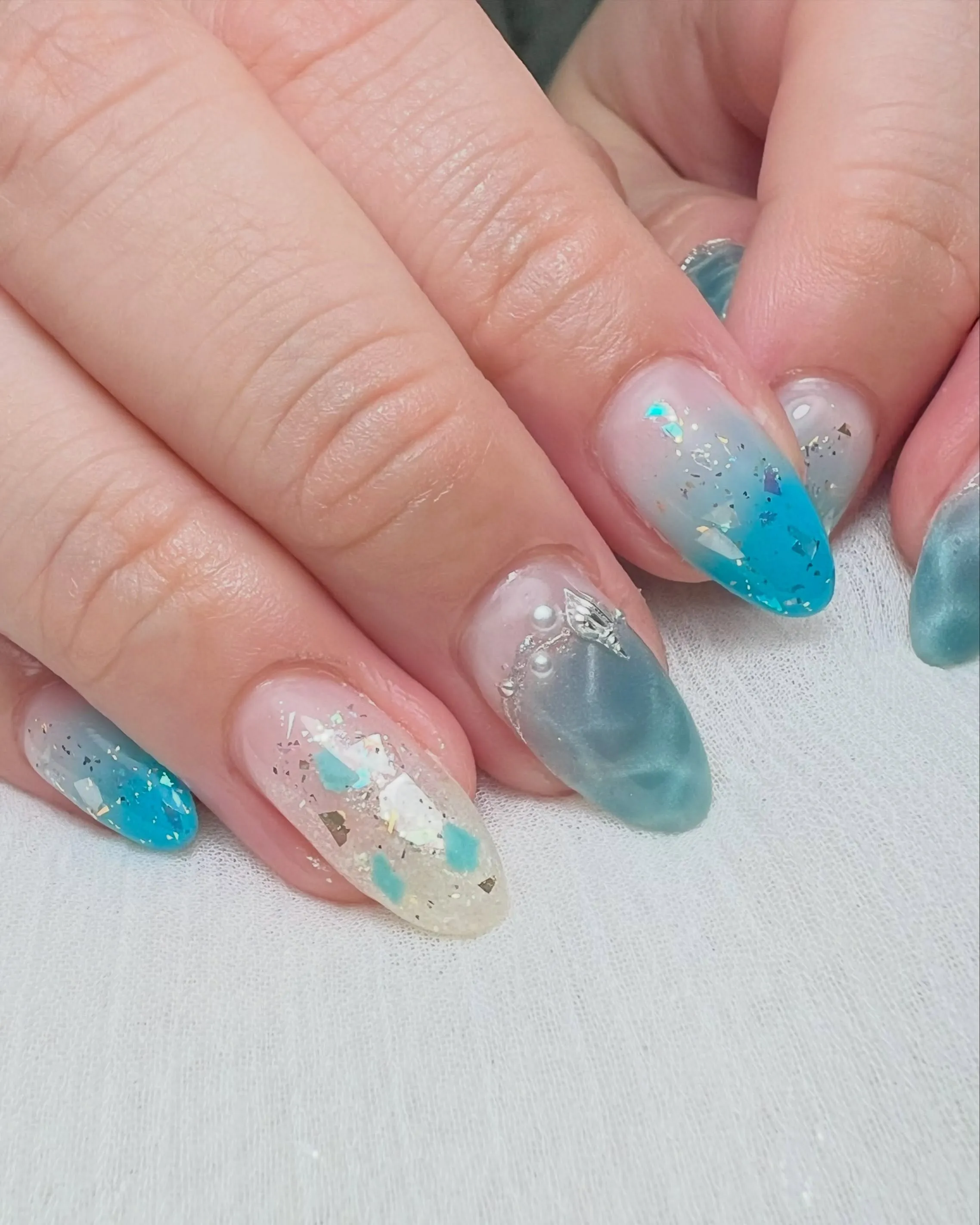 ⁡海ネイルで夏を満喫🏝️✨️
